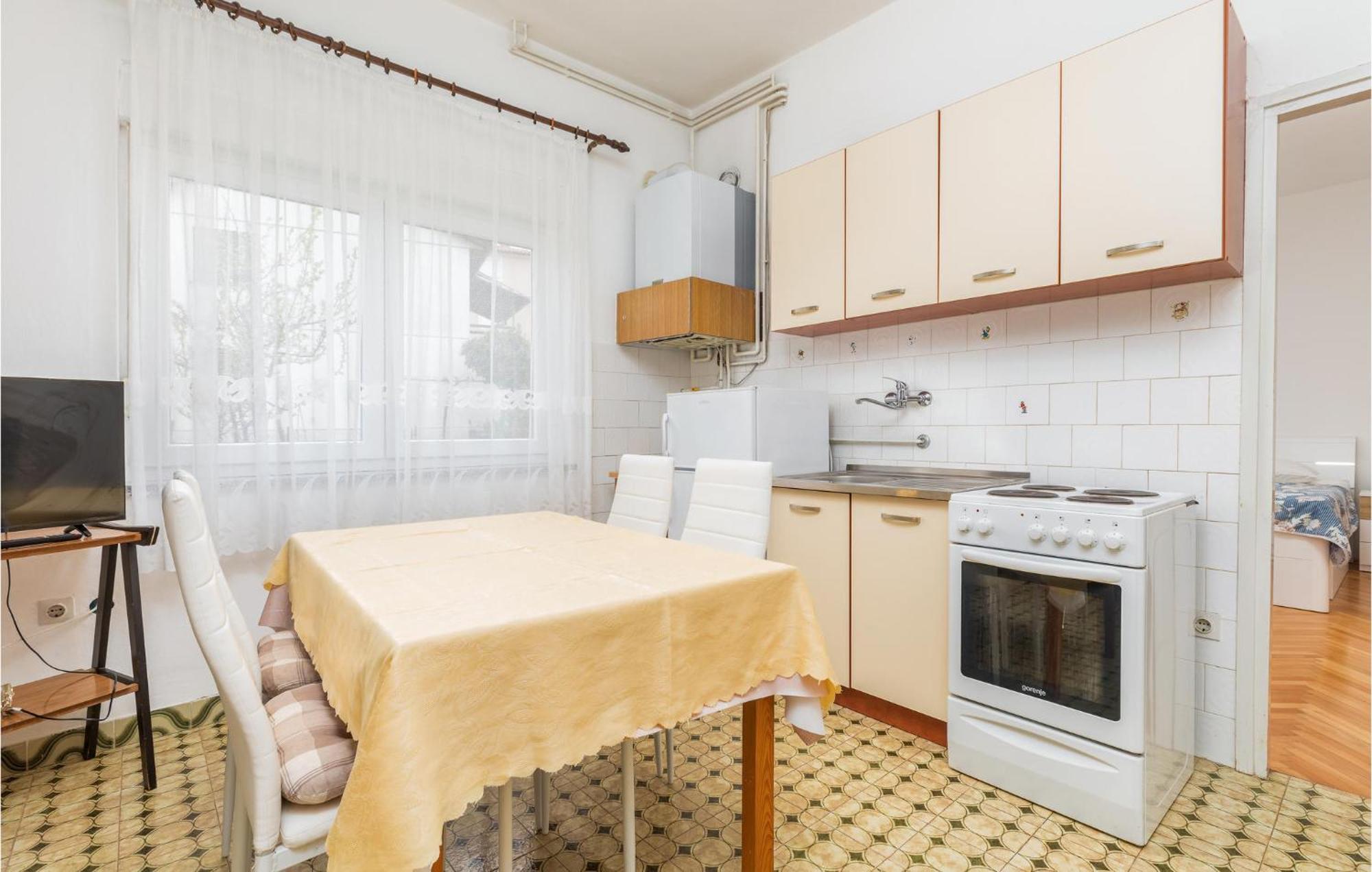 Lovely Apartment In Fazana With Kitchen 외부 사진